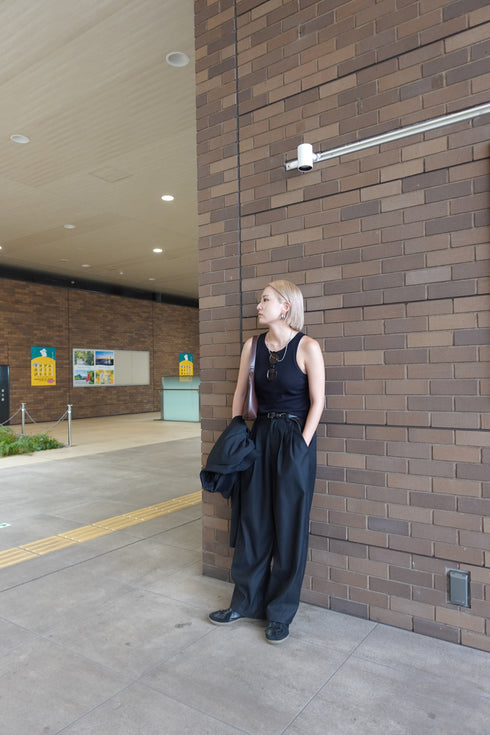 ボリュームスラックスパンツ